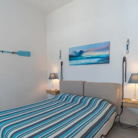 Ichnusa By Interhome